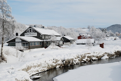 huset, vinter, bredt