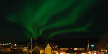 Nordlys over Sandnessjøen. Fotograf Gunnar Eivind Nilsen Nordlys over Sandnessjøen. Fotograf Gunnar Eivind Nilsen