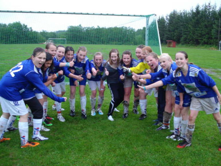 Jenter 14 år kamp Eide