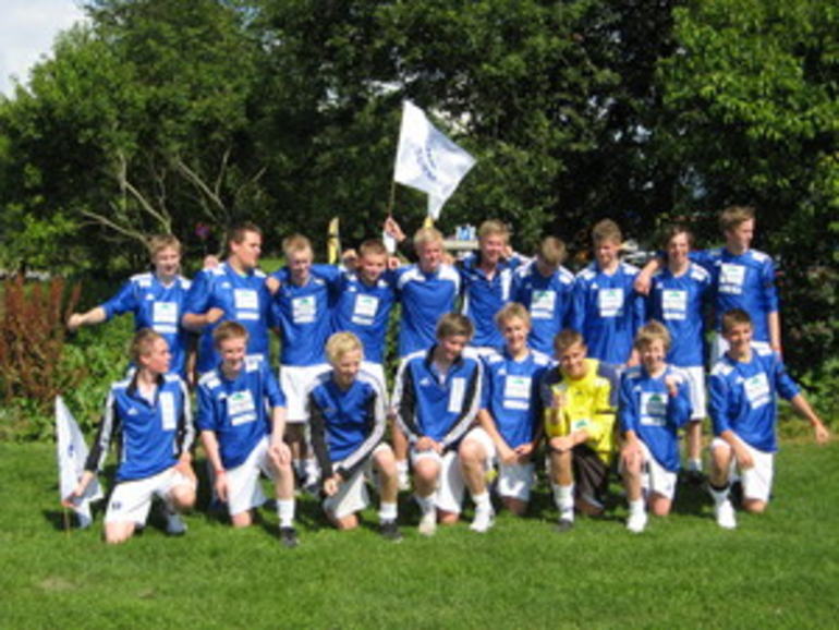 G16_NC_310711_02_300x225