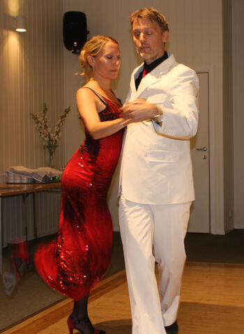 Frøydis Lilledalen Hauge og Allan Ettrup Hansen i argentinsk tangoopvvisning.