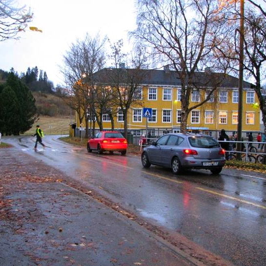 Kryssningspunkt ved Sakshaug skole Kryssningspunkt ved Sakshaug skole