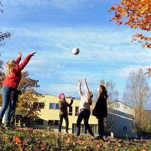 Idrett i skolen. Foto: Esben Haakenstad