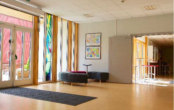 Entrè på Julsundet skole Entrè på Julsundet skole