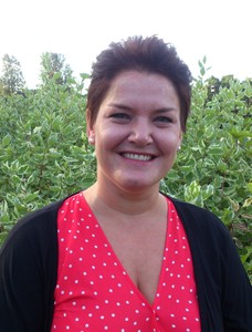 Anne-Beth_228x300.jpg