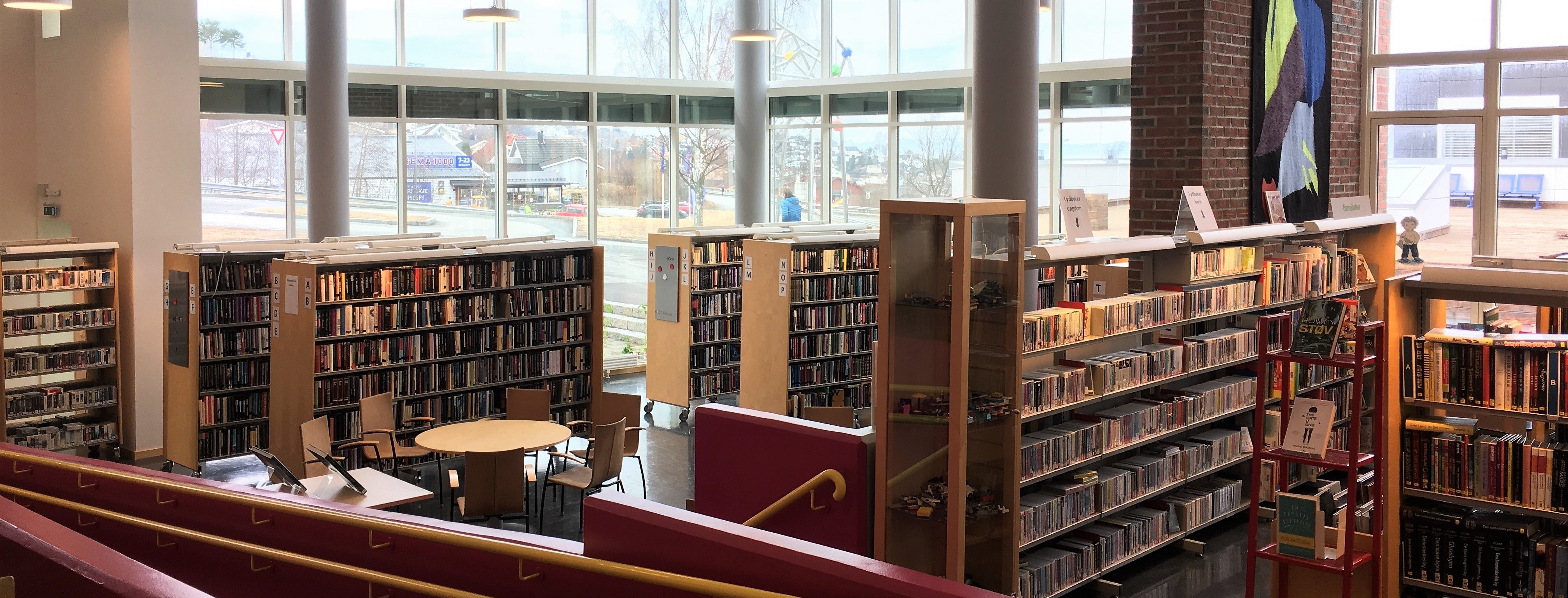 Bilde av biblioteket på Vikhammer