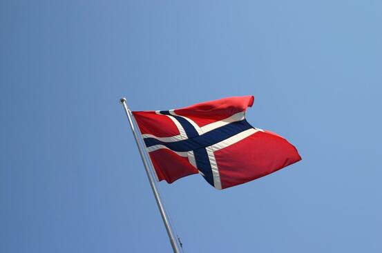 the-norwegian-flag-1445265