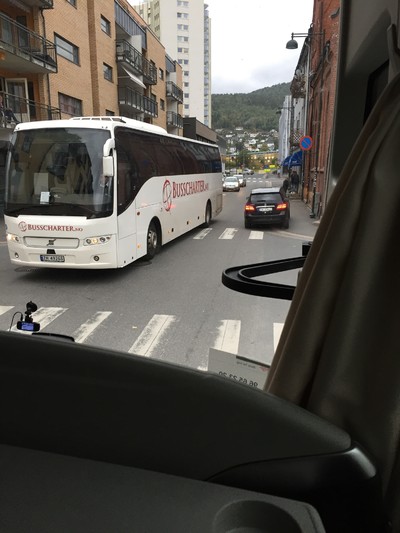 buss for tog_400x533.jpg