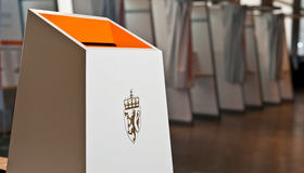 valgutstyr, valg, stemmesedler, stemme, norsk form, oslo rådhus