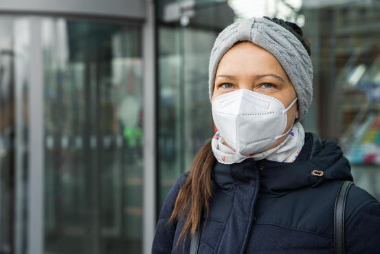 46435038-woman-traveling-on-public-transport-in-face-mask