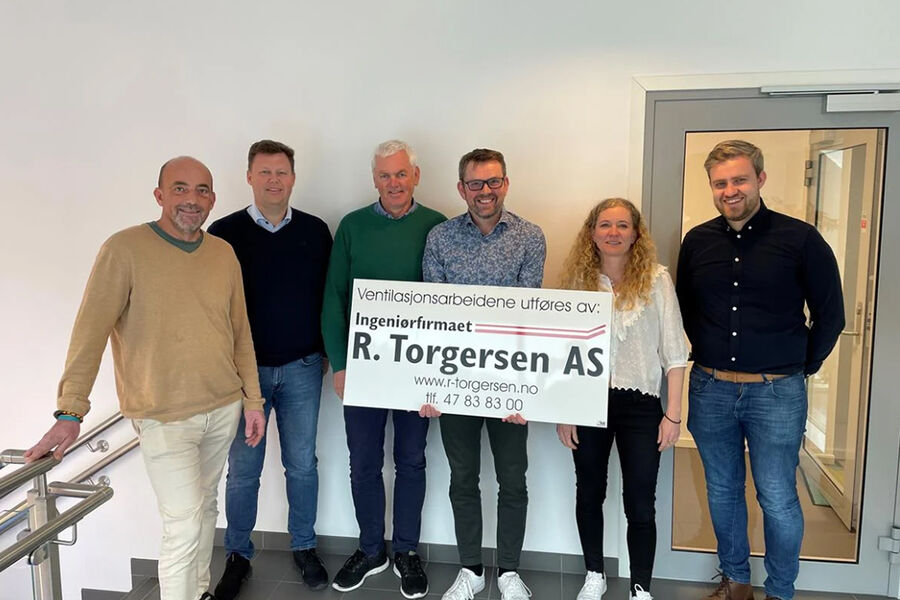 Assemblin har kjøpt ingeniørfirmaet R. Torgersen AS. Fra venstre: Jon Kolstø, Stein Arne Sværen, Bjørn Ove Torgersen, Roar Torgersen, Siri Forsberg og Andreas Torgersen.
