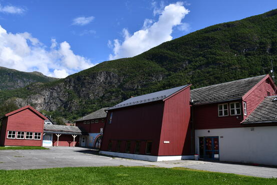 Oppstart For Skular Og Barnehagar - LÆRDAL KOMMUNE