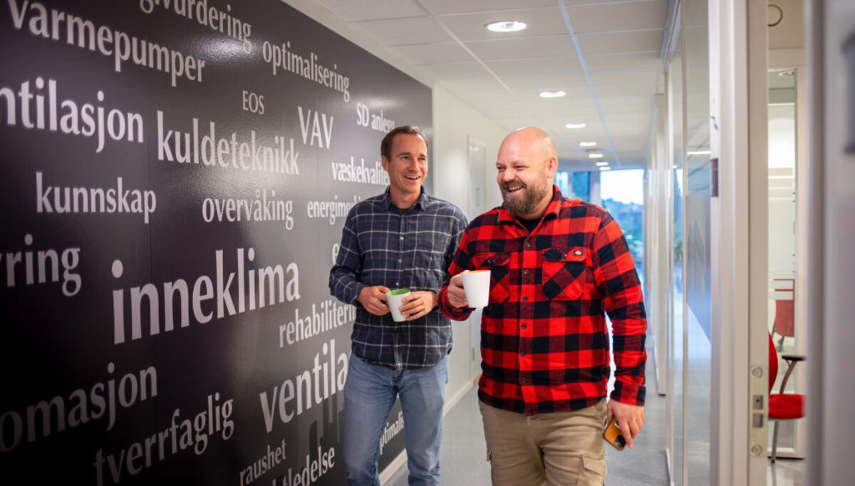 Petter Helland (til venstre) sammen med Dag-Erik Kristoffersen, som blir prosjektleder i Telemark.