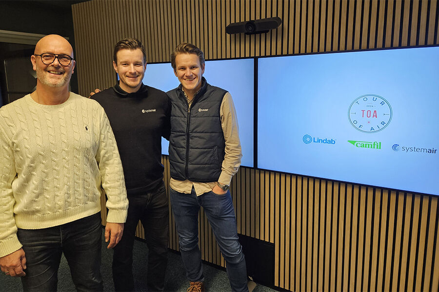 Lars Navelsaker, regionsjef Camfil, David Brodawski salgssjef, Systemair, og Stefan Myhre Pettersen, salgssjef ventilasjon i Lindab, er klare for en ny turnè med Tour of air 2024,hvor de skal besøke hele 8 steder i nord og Midt Norge.