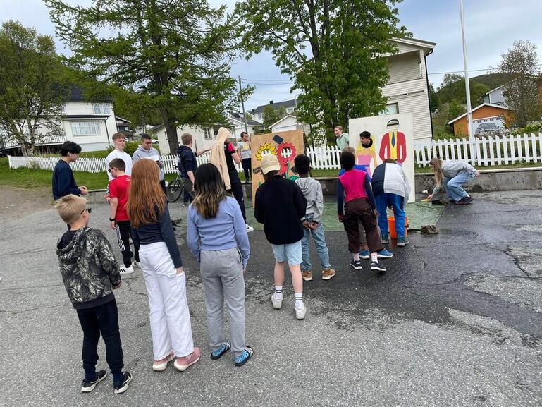 Plantedag ved Skjervøy barneskole