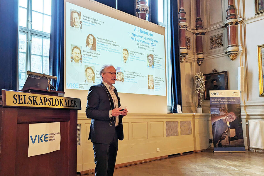 - Det var høy standard på foredragsholdere på årets VKE-konferanse og jeg tror alle fikk minst et foredrag som de ble inspirert av, sier Thor Lexow i VKE. - Det var høy standard på foredragsholdere på årets VKE-konferanse og jeg tror alle fikk minst et foredrag som de ble inspirert av, sier Thor Lexow i VKE. Foto Espen Rønning Picasa