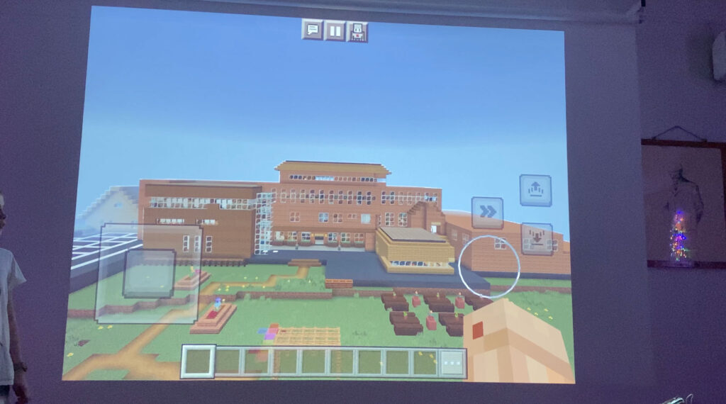 Elevene fikk i oppgave å skape framtidens barneskole i Minecraft