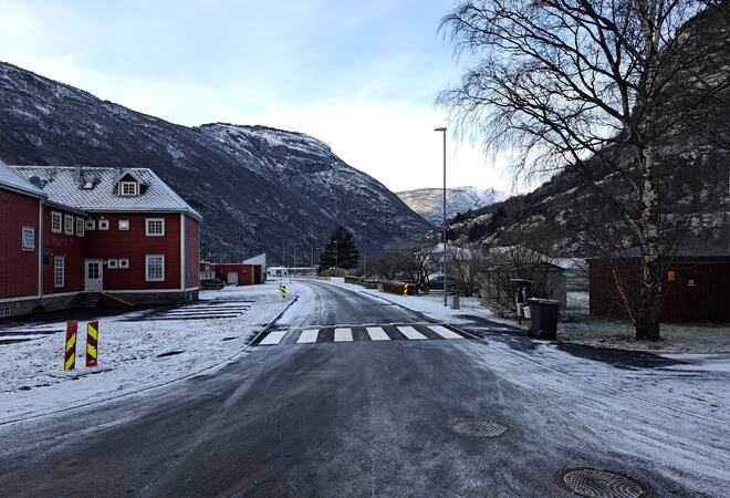 Vegutbetringa er no ferdigstilt.