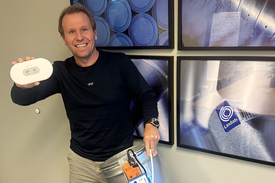 – Siden anlegget kommuniserer med Airthings får man også et dashboard hvor man kan se luftnivåene på de enkelte rommene, eksempelvis temperatur, luftmengde, fuktighet og at man har de nivåene man ønsker på et kontor eller i et klasserom, sier Thomas Tollefsen. salgssjef ventilasjon i Lindab.