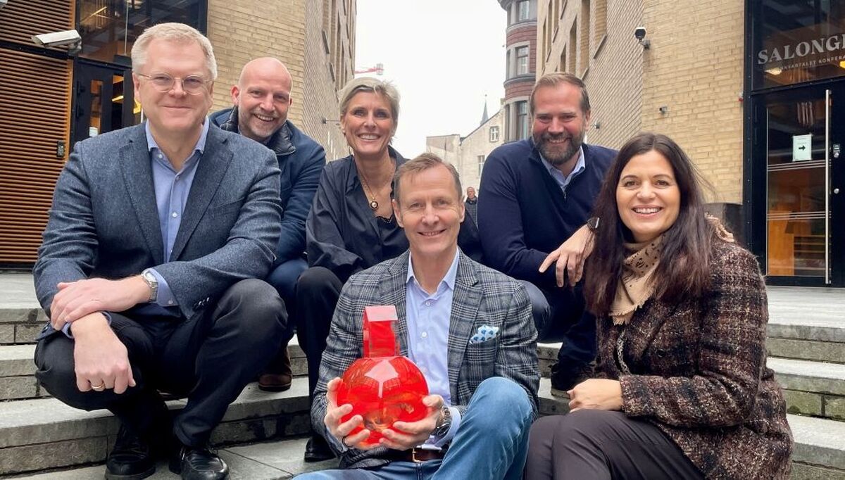Fra venstre Ari Soilammi, Gunnar G. Nybø, Helene Friis, Nicolai Riise, Andreas Fritzsonn og Nina Solli. Foto: Bygg reis deg