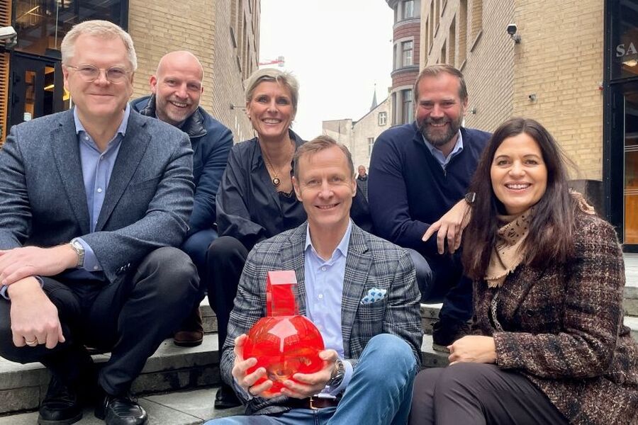 Fra venstre Ari Soilammi, Gunnar G. Nybø, Helene Friis, Nicolai Riise, Andreas Fritzsonn og Nina Solli. Foto: Bygg reis deg