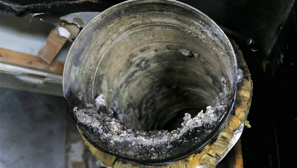 Enkelte steder i kanalene hadde fettavleiringer på mellom 5 og 10 cm.