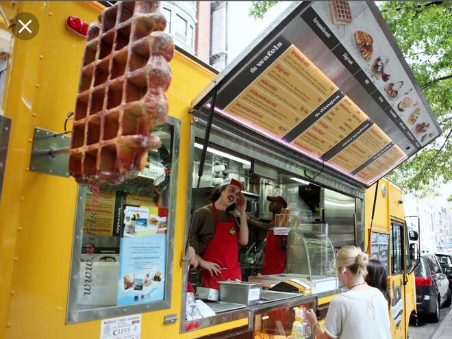8-10 foodtruckar vil stå i rådhusparken under Lyse dagar i Lærdal