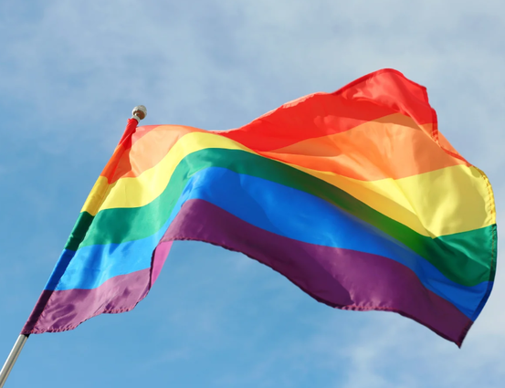Pride flagget