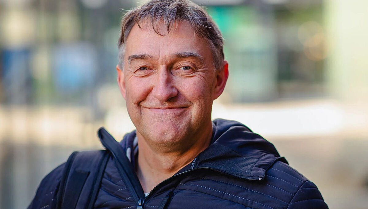 Tor Helge Dokka, sjefsrådgiver i Skanska, er en av arkitektene bak det som nå omtales som et av Norges mest ambisiøse digitaliseringsprosjekter innen bygg og energi.