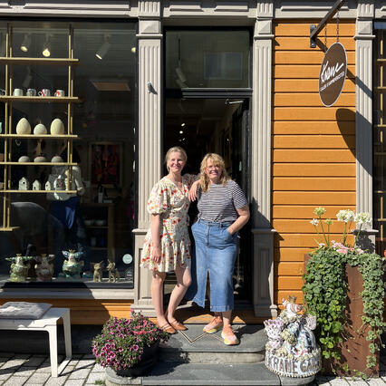 Lisa og Marit sommer trappa 2025