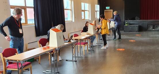 Valgtinget på Turn, september 2021. (Foto: Radio Nordkapp)