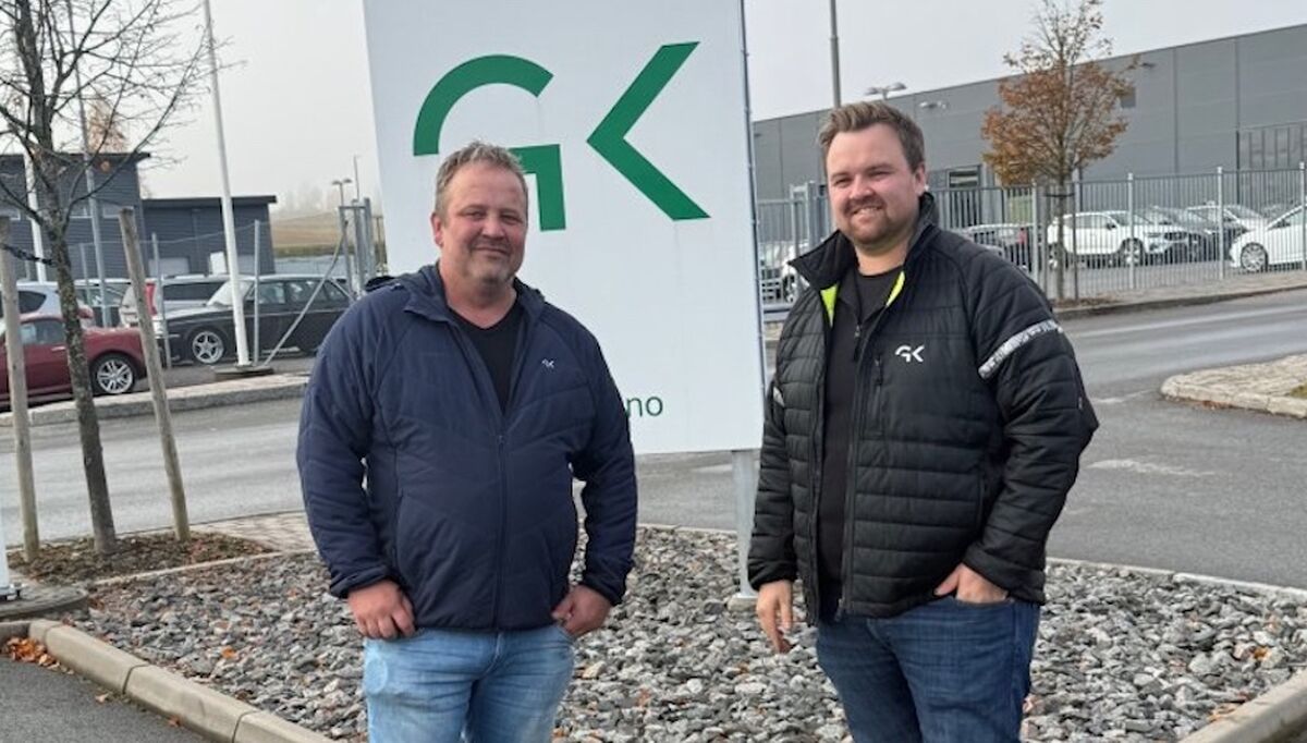 Serviceleder Marius Lundby og serviceingeniør Andreas Vestlund jobber begge med SpareBank 1 Østlandet. Foto: GK Serviceleder Marius Lundby og serviceingeniør Andreas Vestlund jobber begge med SpareBank 1 Østlandet. Foto: GK