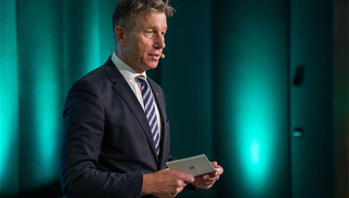 Energiminister Terje Aasland (Ap) mener byggdrifternes kompetanse er viktig for å lykkes med energieffektive tiltak. Foto: Grønn Byggallianse