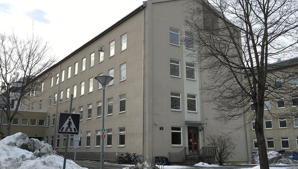 Kjemiblokk 5 på NTNU. Foto: NTNU.