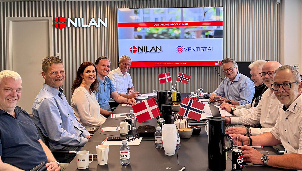 Her ser vi representanter fra Nilan og Ventistål samlet under avtaleinngåelsen sist uke.