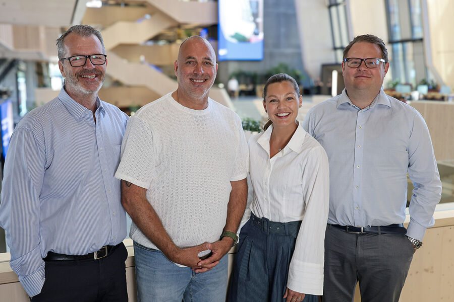 Fra venstre: Anders Sandmæl, daglig leder FPA; Thomas Lind, teknisk forvalter i OBOS Eiendom; Ida Norseng Tandberg, markedssjef i Propely; Morten Ullnæss kommersiell leder i Propely.
